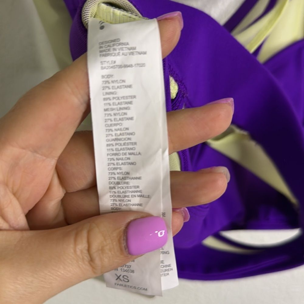 NWT- Fabletics-Faye Medium Impact Sports Bra- Berry Kiss/Lemon Crème-Size XS - Picture 10 of 12